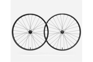 JGO. RUEDAS OQUO MP30 TEAM SHIMANO MS BLACK MATT