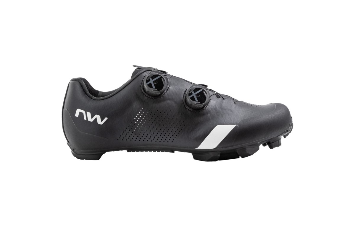 ZAPATILLAS NORTHWAVE STRIKER WIDE NEGRO-GRIS CLARO
