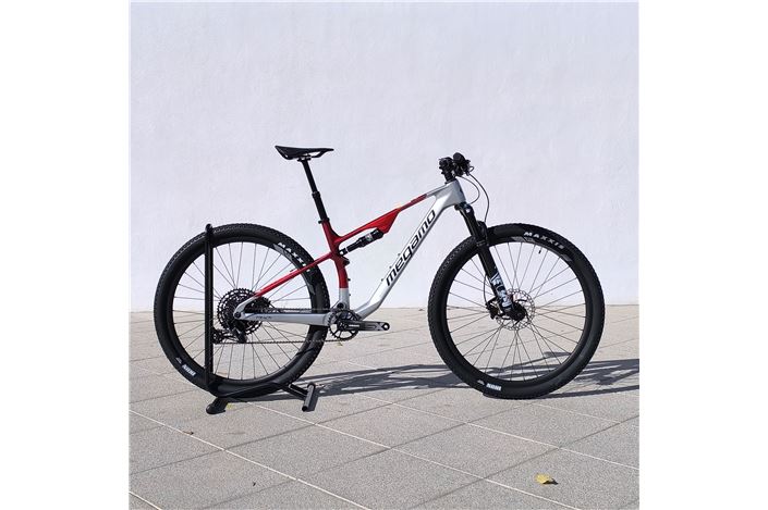 BICICLETA MEGAMO TRACK 100 SX (26)