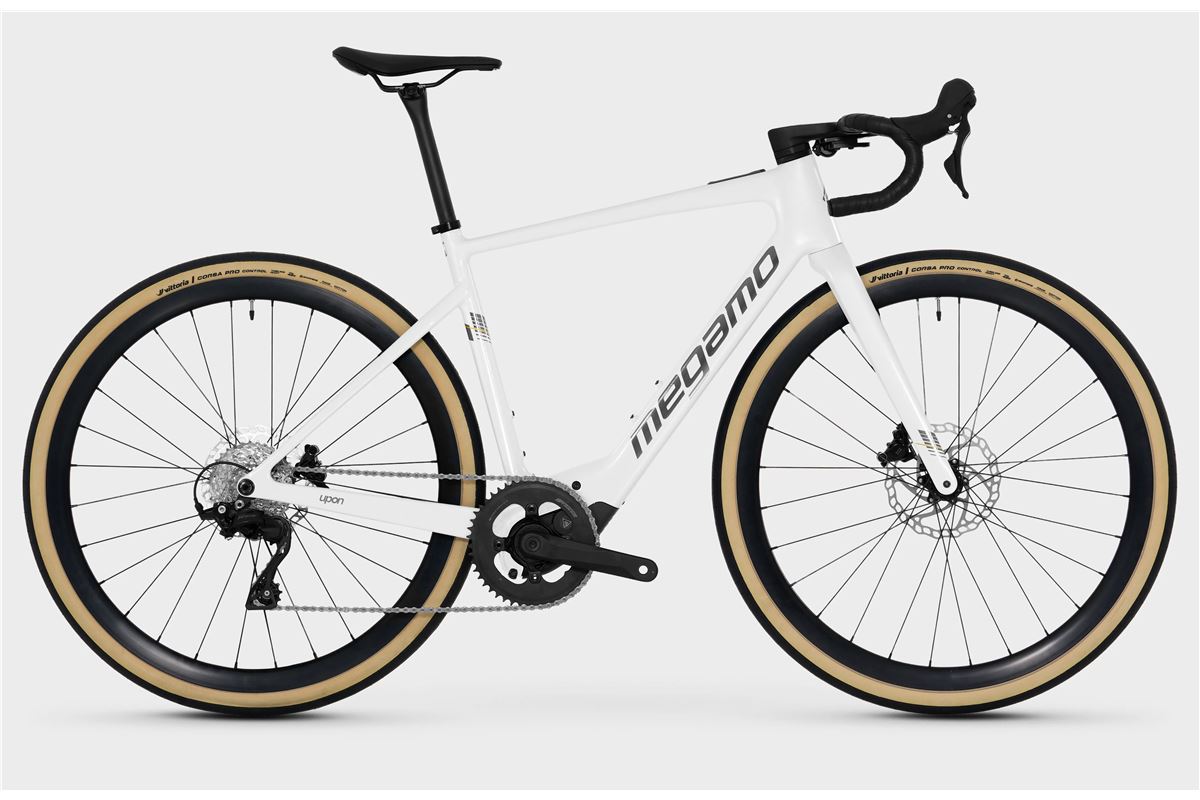Megamo Upon 20 White M 2027 | Expobikes