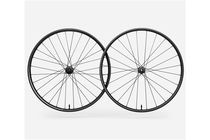 JGO. RUEDAS OQUO MP30 LTD SHIMANO MS BLACK MATT