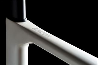 MMR Aelion 00 Chalk White 2026 | Expobikes